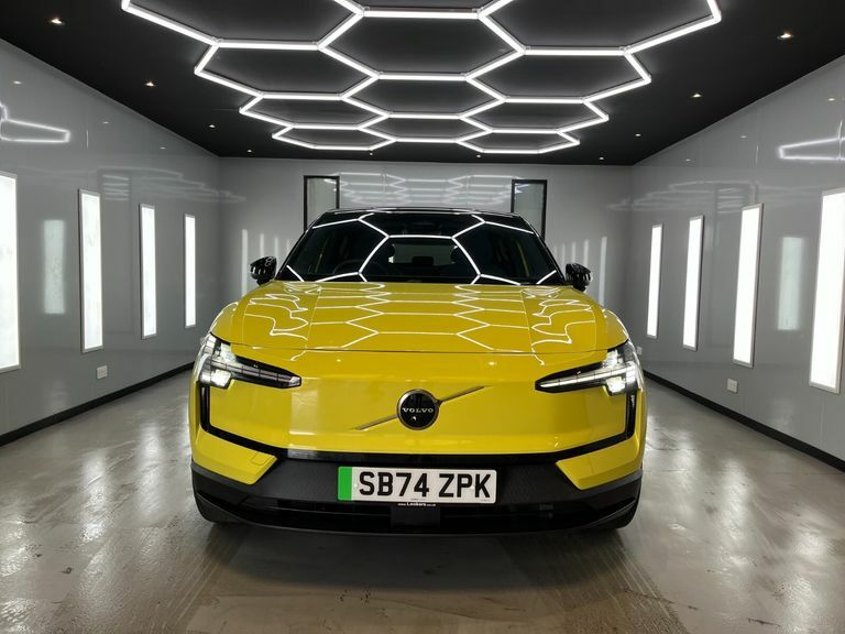 Volvo EX30 Ultra SB74ZPK Yellow #5