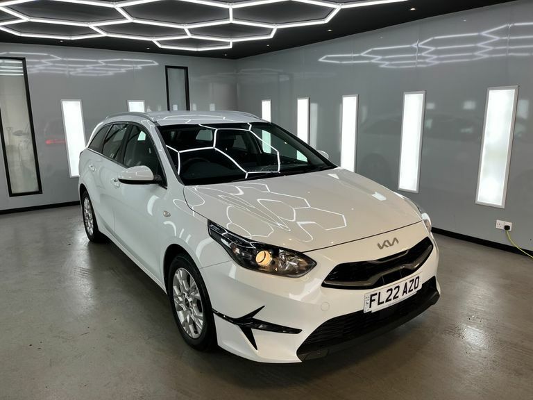 Kia Ceed Crdi 2 Nav Isg Mhev White