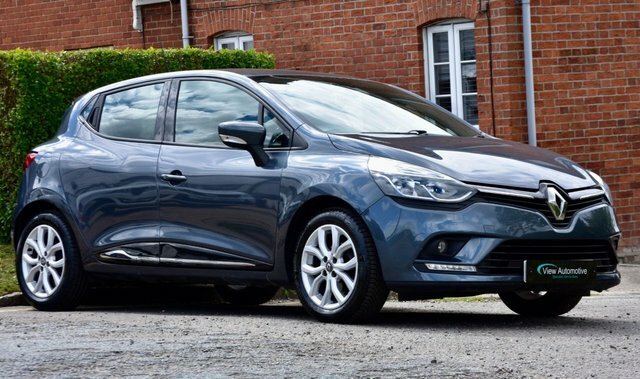 Renault Clio 16V Dynamique Nav Hatchback Grey