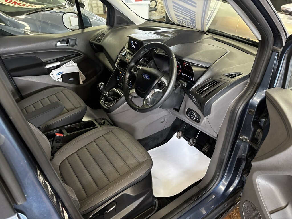 Ford Tourneo Connect 1.5 Ecoblue 120 Titanium  #41