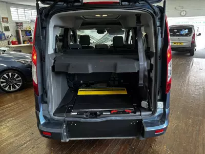 Ford Tourneo Connect 1.5 Ecoblue Zetec 5 Seater Mpv L1 Swb #24