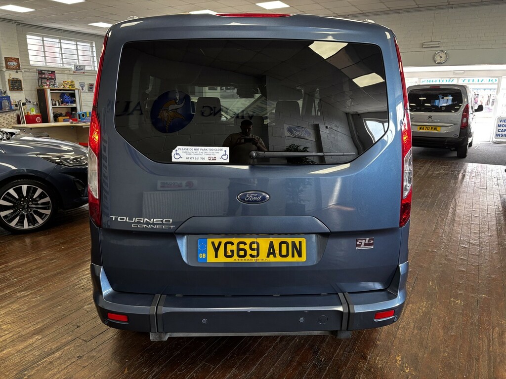 Ford Tourneo Connect 1.5 Ecoblue 120 Titanium  #38