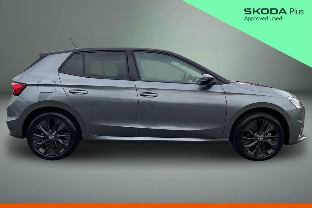 Skoda Fabia Skoda Fabia Hatchback 1.5 Tsi 150 Design Edition 5 AF75YME Grey #4