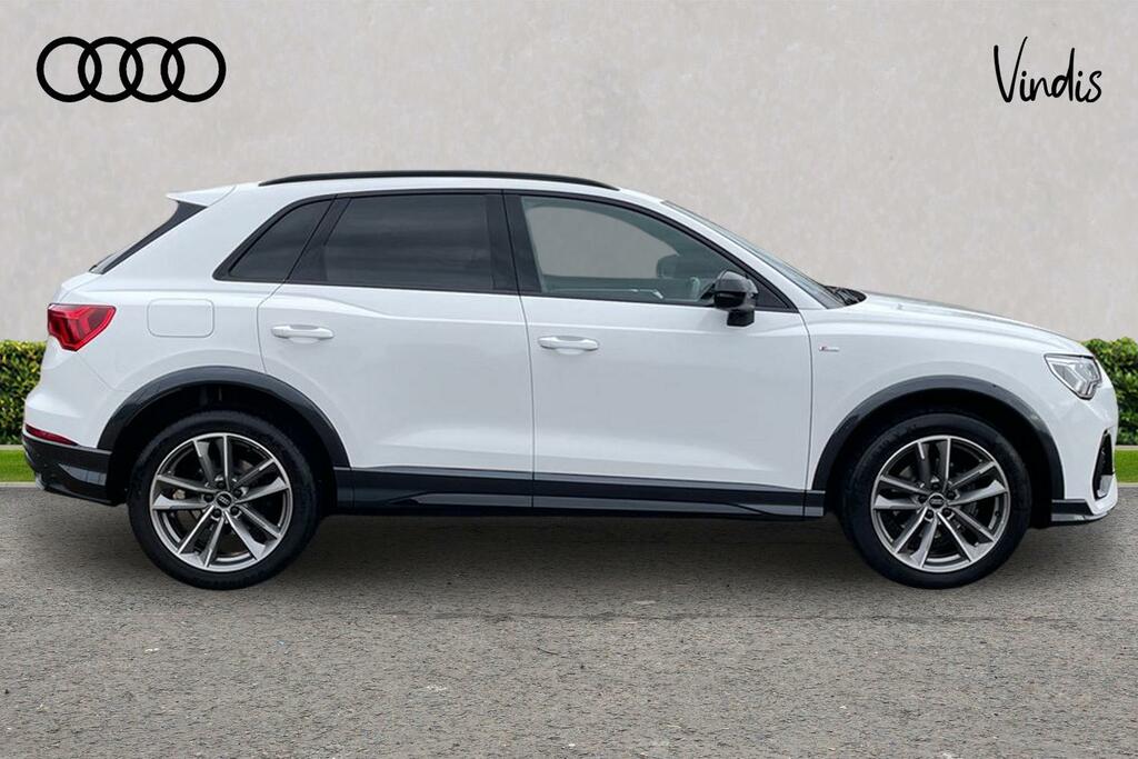 Audi Q3 Audi Q3 Black Edition 35 Tfsi 150 Ps S Tronic DA72CXH White #4