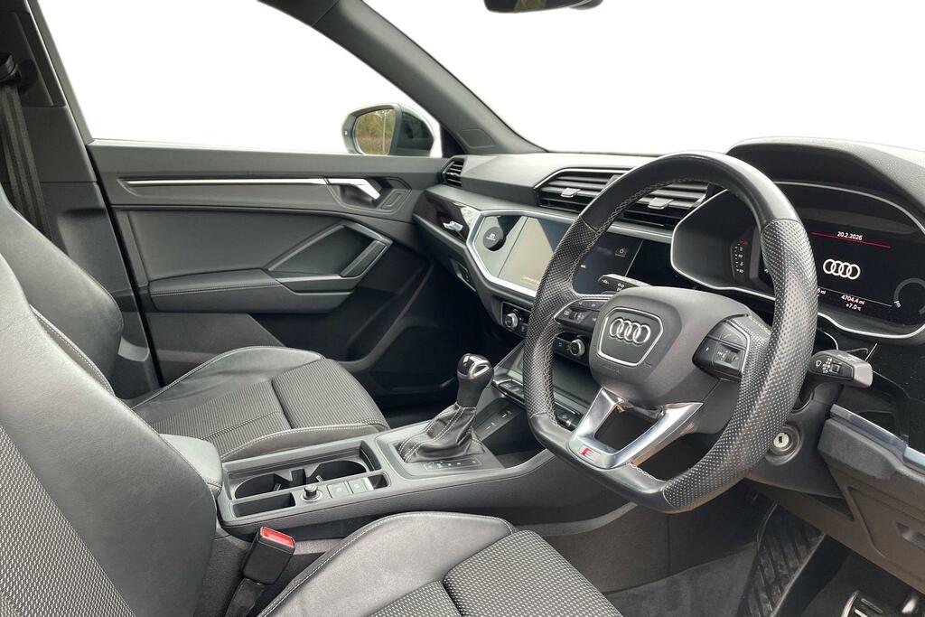 Audi Q3 Audi Q3 Black Edition 35 Tfsi 150 Ps S Tronic DA72CXH White #6