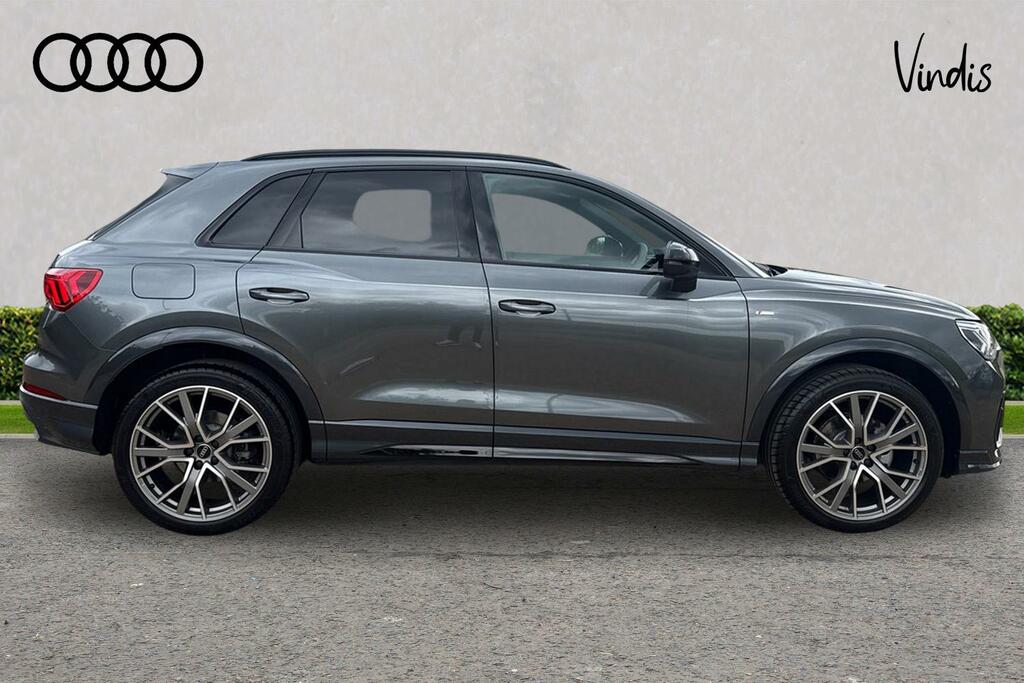 Audi Q3 Audi Q3 Black Edition 35 Tfsi 150 Ps S Tronic LS75VCF Grey #4