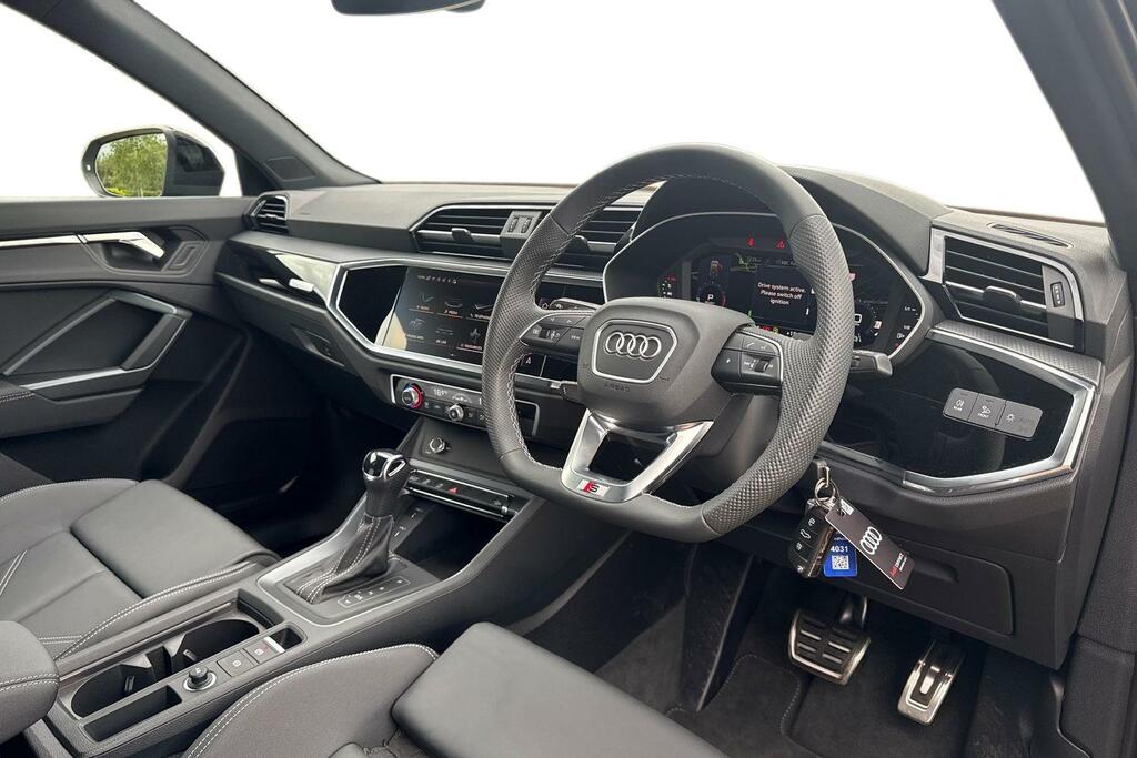 Audi Q3 Audi Q3 Black Edition 35 Tfsi 150 Ps S Tronic LS75VCF Grey #6