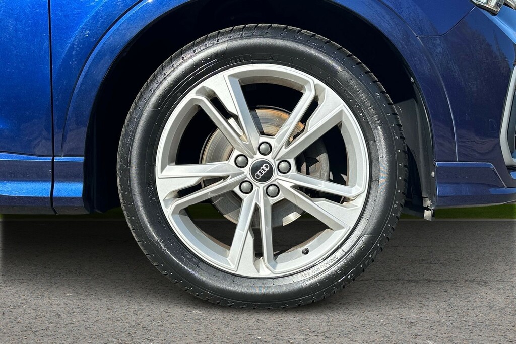 Audi Q3 Audi Q3 S Line 35 Tfsi 150 Ps S Tronic GY21HJG Blue #5
