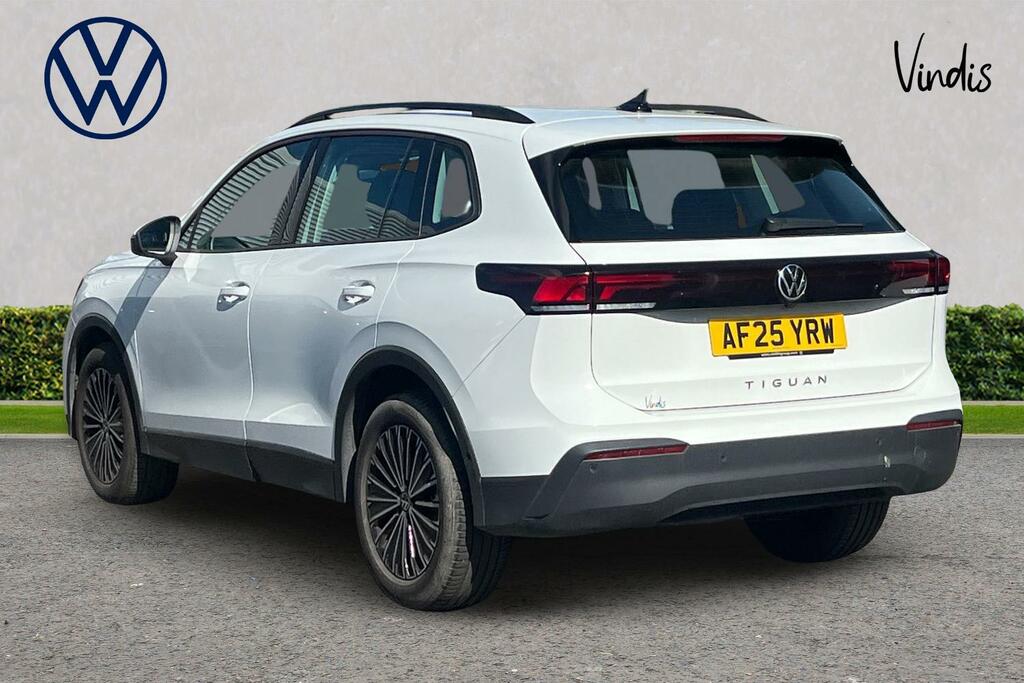 Volkswagen Tiguan Volkswagen Tiguan Life 2.0 Tdi 150Ps 7-Speed Dsg 5 AF25YRW White #3
