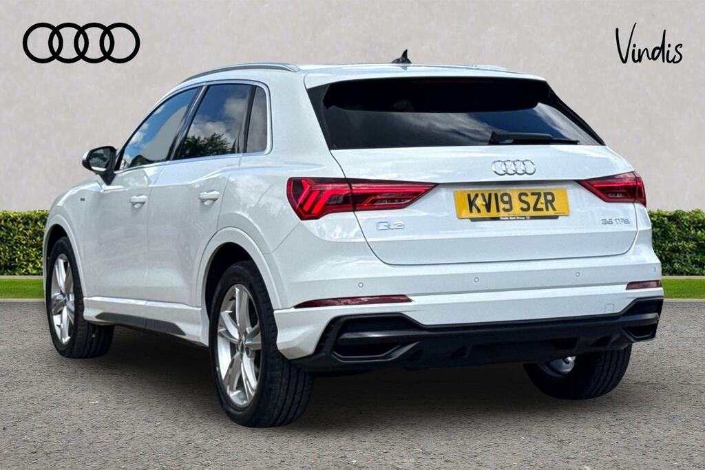 Audi Q3 Audi Q3 S Line 35 Tfsi 150 Ps S Tronic KV19SZR White #3