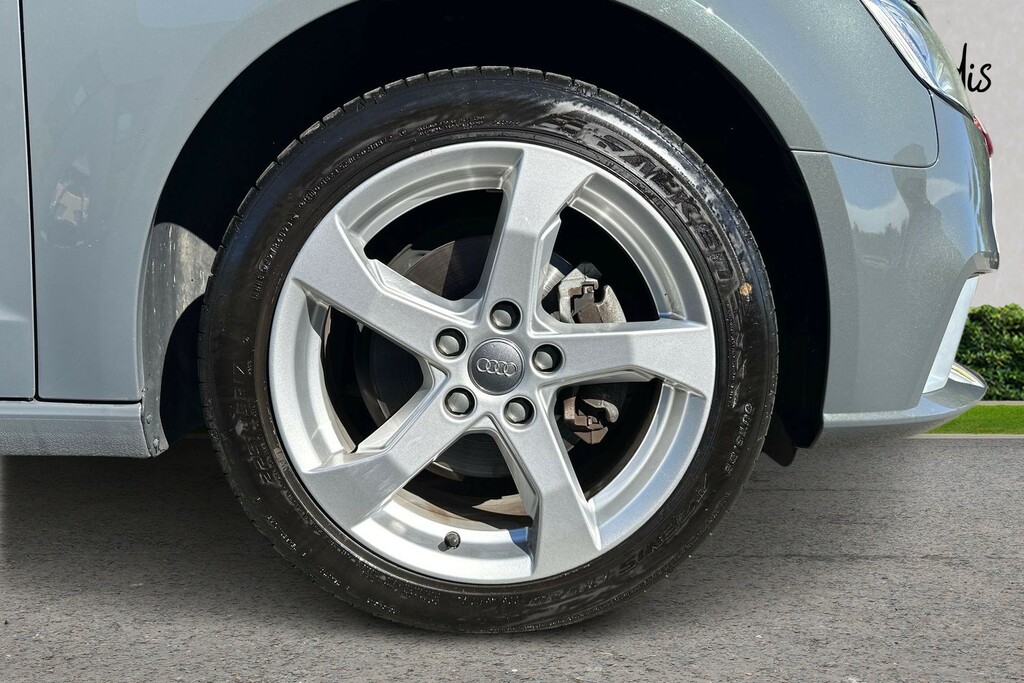 Audi A3 Audi A3 Sportback Sport 1.5 Tfsi Cylinder On Deman Grey #5