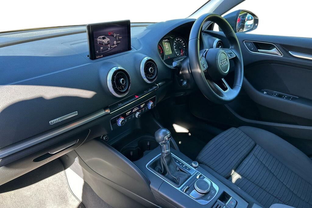Audi A3 Audi A3 Sportback Sport 1.5 Tfsi Cylinder On Deman Grey #2