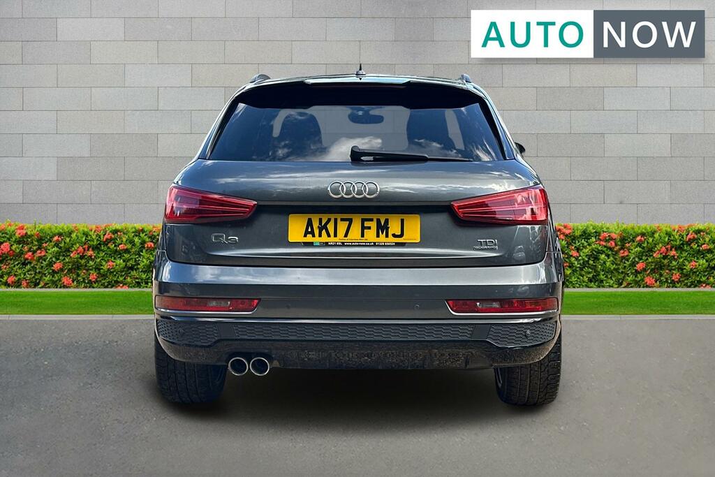 Audi Q3 Audi Q3 2.0 Tdi Black Edition Suv S Tro AK17FMJ Grey #3