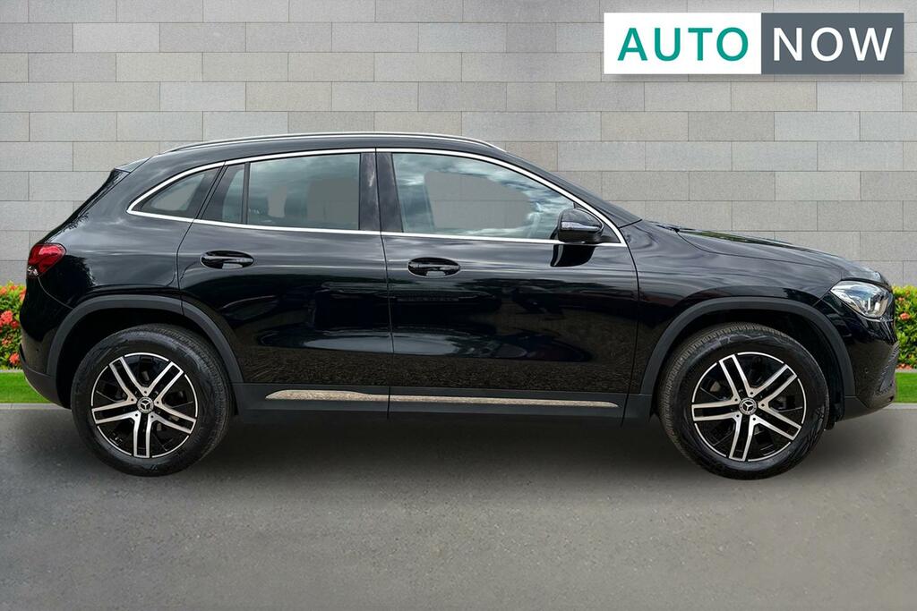 Mercedes-Benz GLA Class Mercedes-benz Gla 2.0 Gla200d Sport Executive Su Black #4