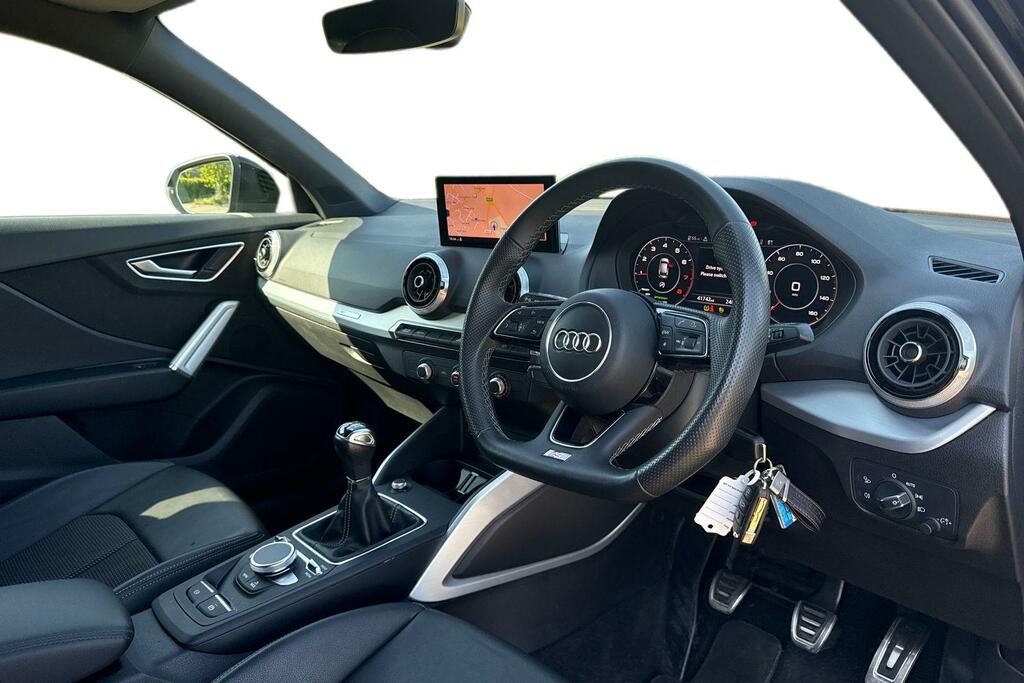 Audi Q2 Audi Q2 Black Edition 35 Tfsi 150 Ps 6-Speed AV71EFU Black #6