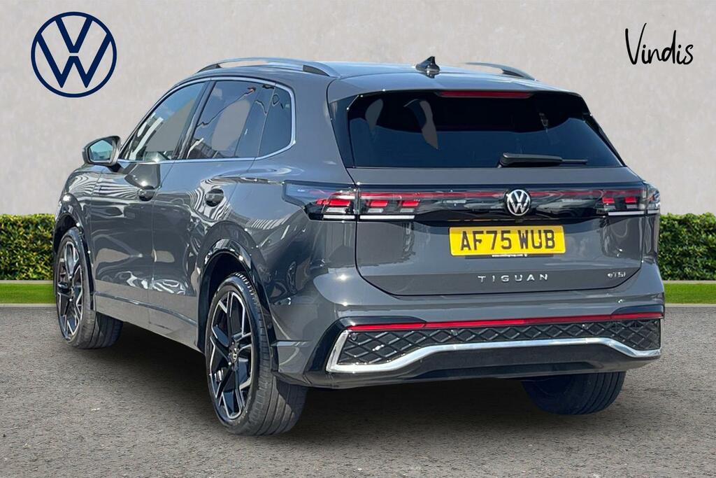 Volkswagen Tiguan Volkswagen Tiguan R-line 1.5 Etsi 150 Ps 7-Speed D AF75WUB Grey #3
