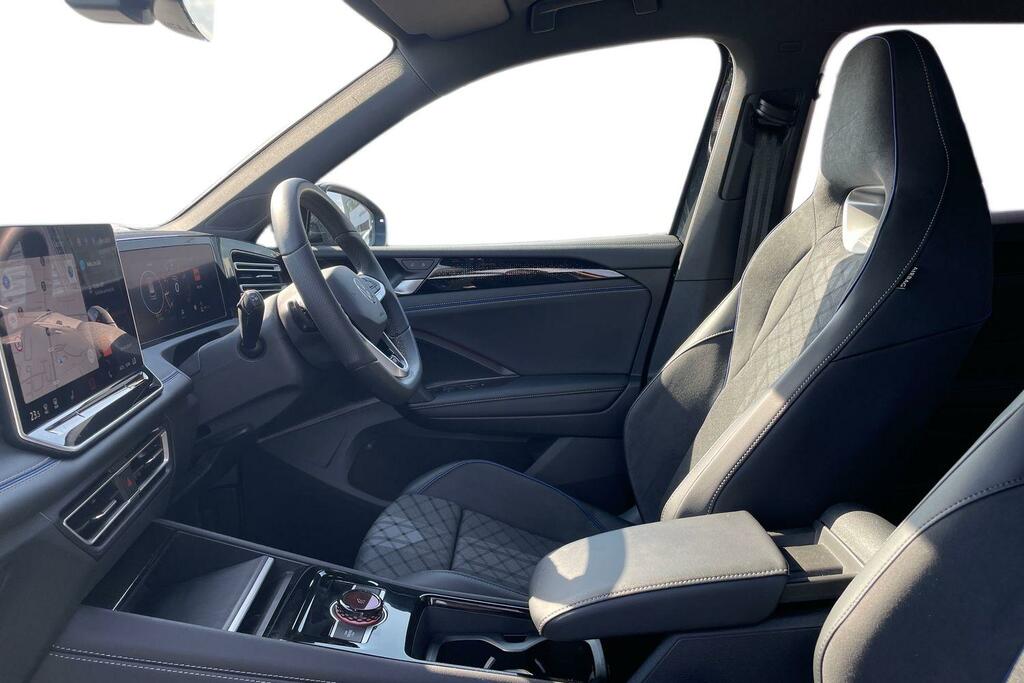 Volkswagen Tiguan Volkswagen Tiguan R-line 1.5 Etsi 150 Ps 7-Speed D AF75WUB Grey #2