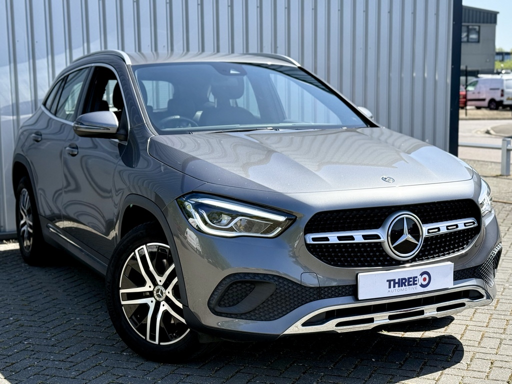 Mercedes-Benz GLA Class Mercedes-benz Gla 200 Sport Grey