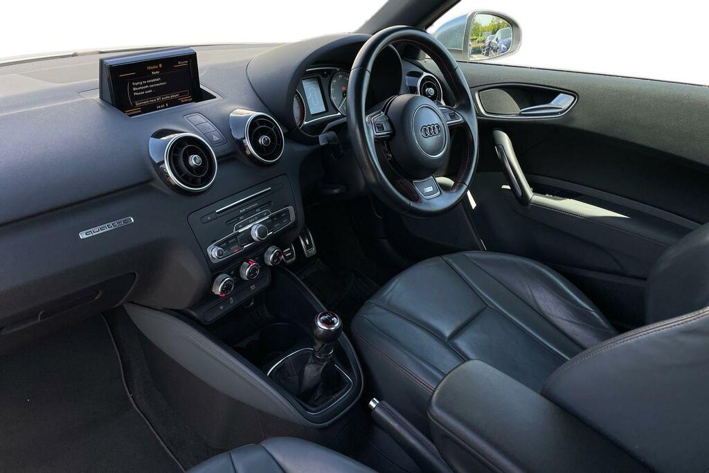 Audi A1 Audi S1 2.0 Tfsi Quattro 231 Ps 6-Speed KW17HPX White #2