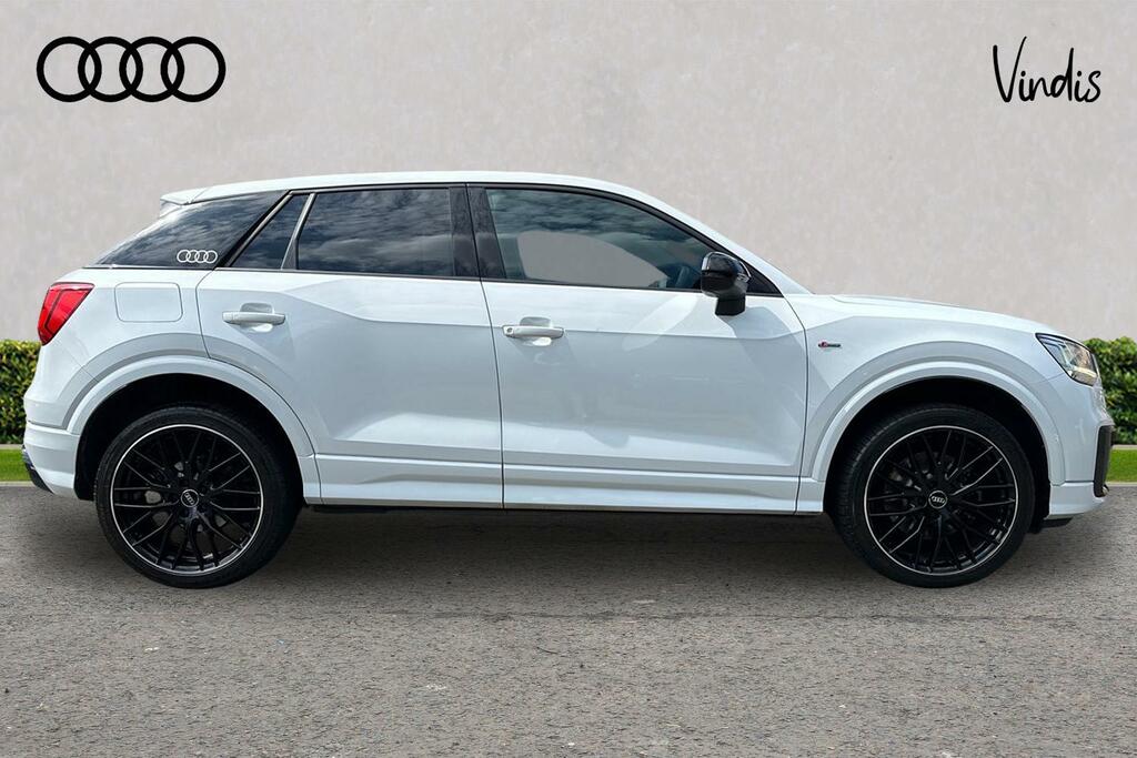 Audi Q2 Audi Q2 Black Edition 35 Tfsi 150 Ps S Tronic AG19RVF White #4