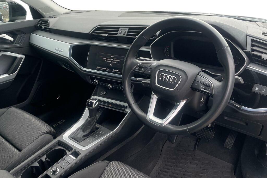 Audi Q3 Audi Q3 Sport 35 Tdi 150 Ps S Tronic KT72OFD Black #6