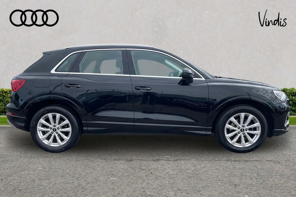 Audi Q3 Audi Q3 Sport 35 Tdi 150 Ps S Tronic KT72OFD Black #4