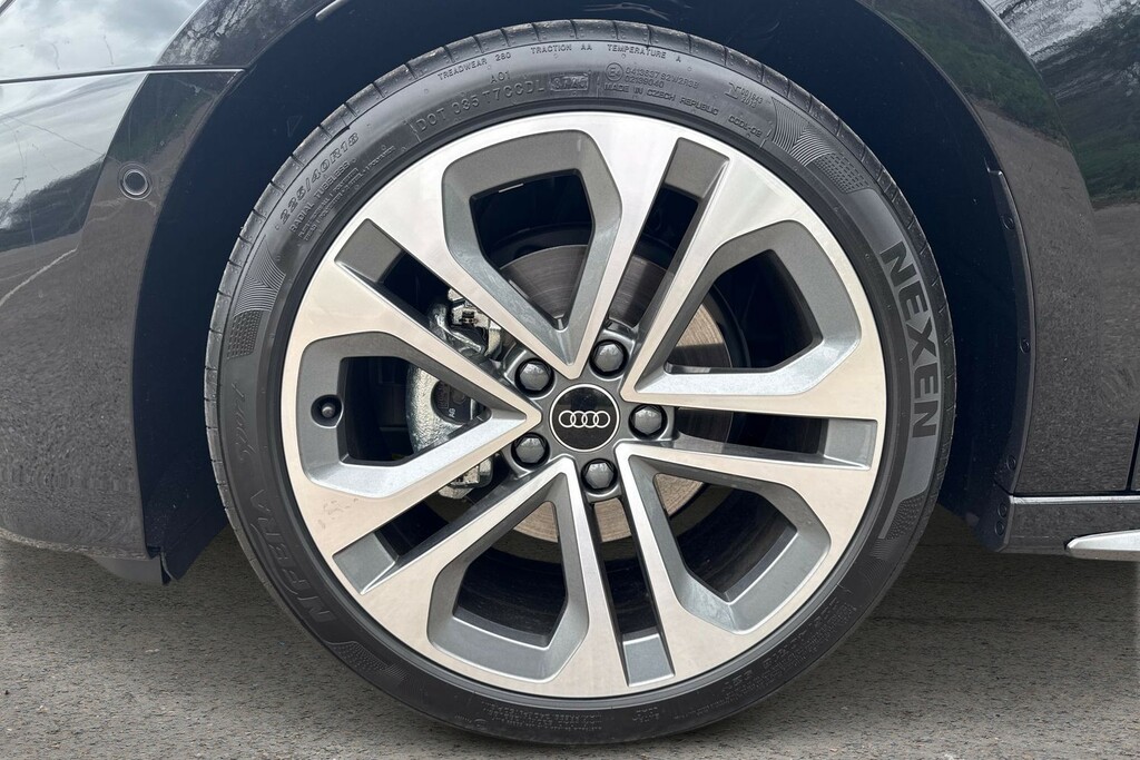 Audi A3 Audi A3 Saloon 1.5 Tfsi 116 S Line Black #5