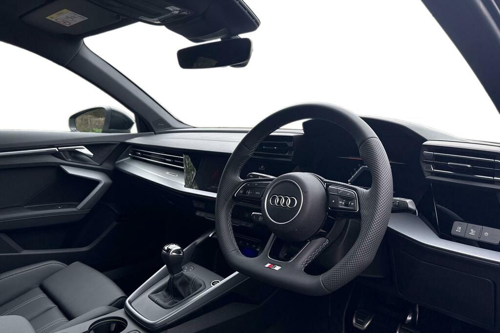 Audi A3 Audi A3 Saloon 1.5 Tfsi 116 S Line Black #6