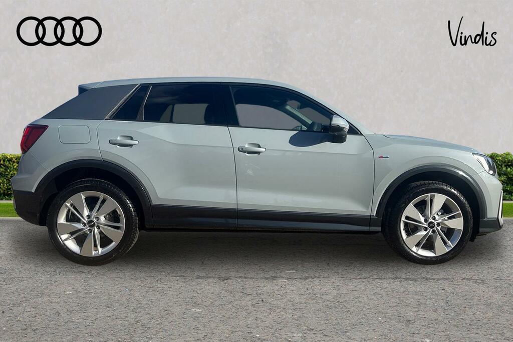 Audi Q2 Audi Q2 Estate 35 Tfsi S Line S Tronic KM26ATO Grey #4