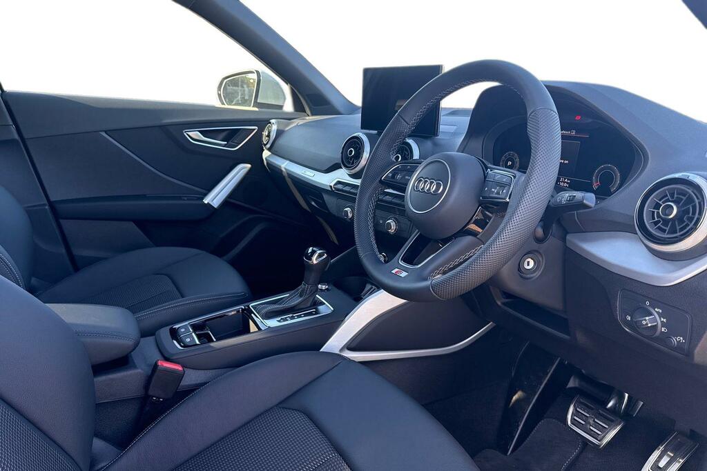 Audi Q2 Audi Q2 Estate 35 Tfsi S Line S Tronic KM26ATO Grey #6