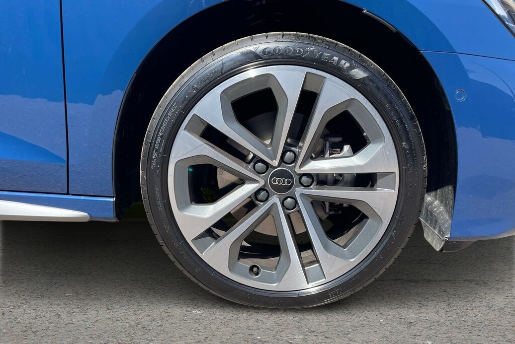 Audi A3 Audi A3 Sportback 1.5 Tfsi E 204 S Line S Tron AF26OHB Blue #5