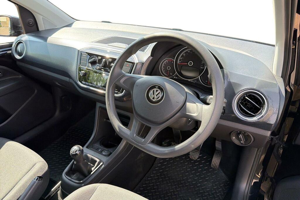 Volkswagen Up Volkswagen Up Move Up 1.0 Ss 60 Ps 5-Speed Manu Black #6