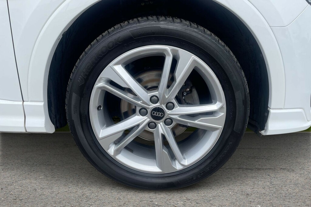 Audi Q3 Audi Q3 S Line 35 Tfsi 150 Ps 6-Speed KT22KKW White #5