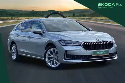 Skoda Superb Skoda Superb Se L 1.5 Tsi Iv 204 Ps Dsg KM75ZRN Silver