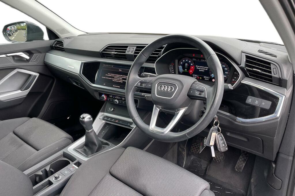 Audi Q3 Audi Q3 Sport 35 Tfsi 150 Ps 6-Speed AK23YBO Grey #6
