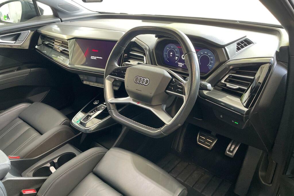 Audi Q4 E Tron Audi Q4 E-tron Sportback Sportback Q4 S Black Ed LV24OHO Blue #6