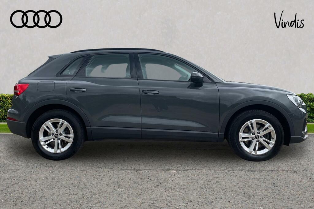 Audi Q3 Audi Q3 Technik 35 Tfsi 150 Ps 6-Speed KS72WML Grey #4
