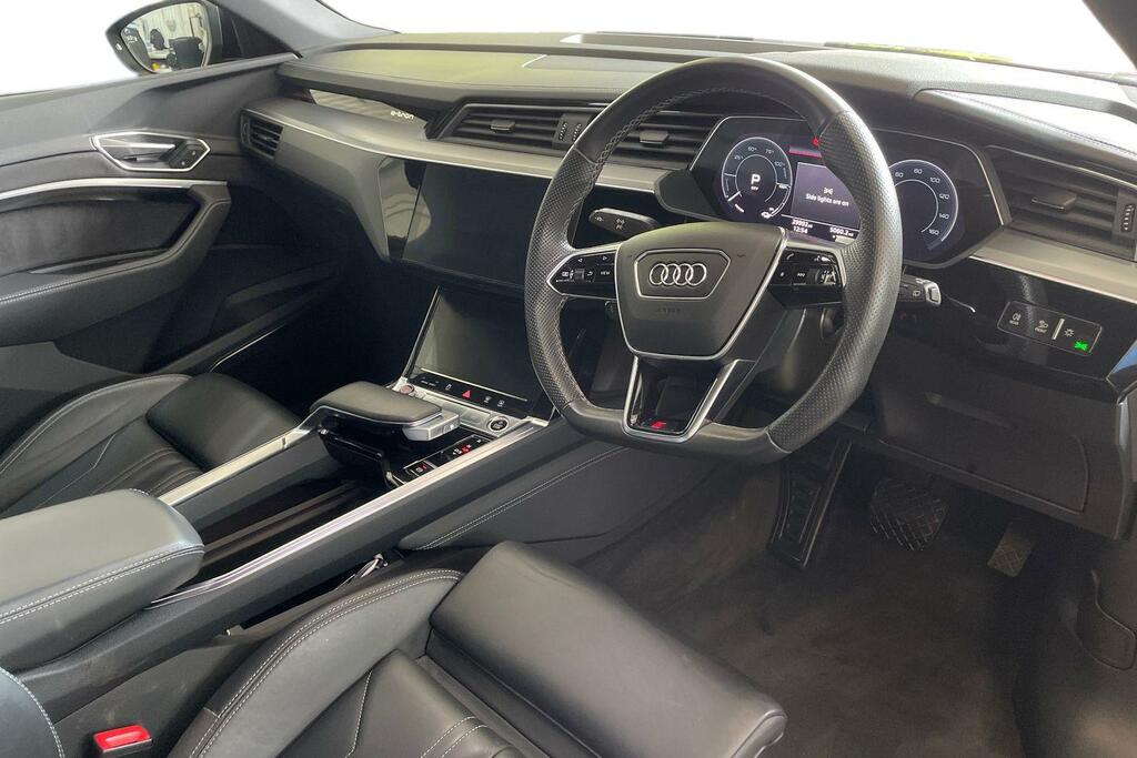 Audi E-tron Audi E-tron Black Edition 55 Quattro 300,00 Kw CE23HGK Grey #6