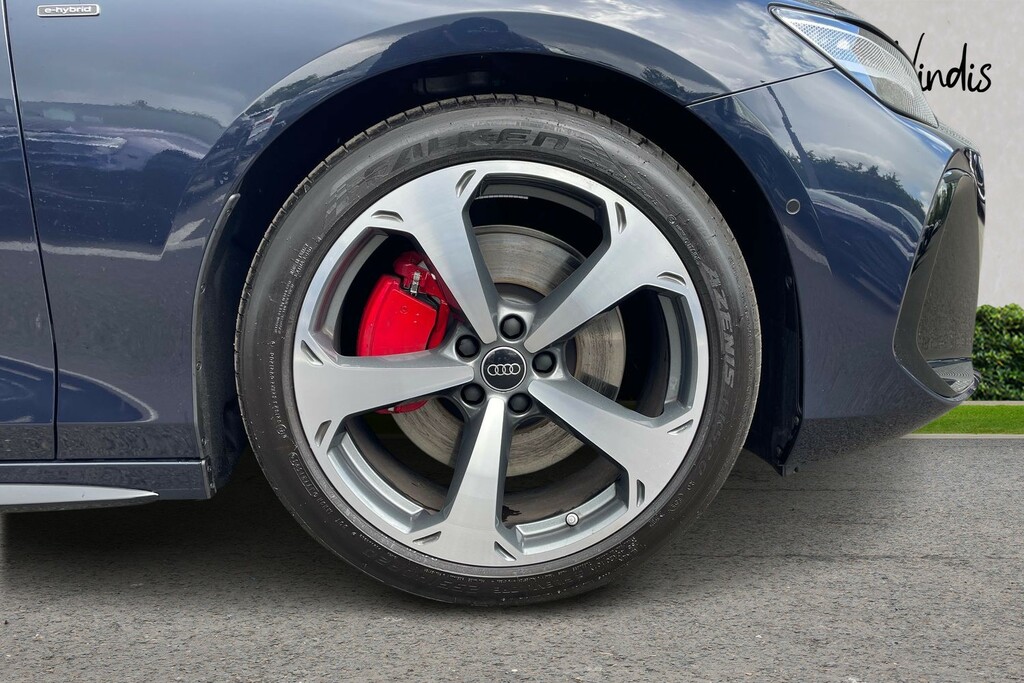 Audi A6 Saloon Audi A6 Saloon Edition 1 E-hybrid Quattro 299 Ps S AF26YHR Blue #5