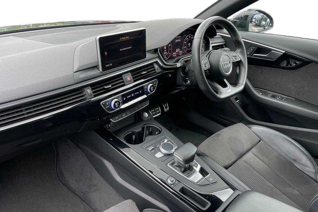 Audi A4 Audi A4 Black Edition 1.4 Tfsi 150 Ps S Tronic Black #2