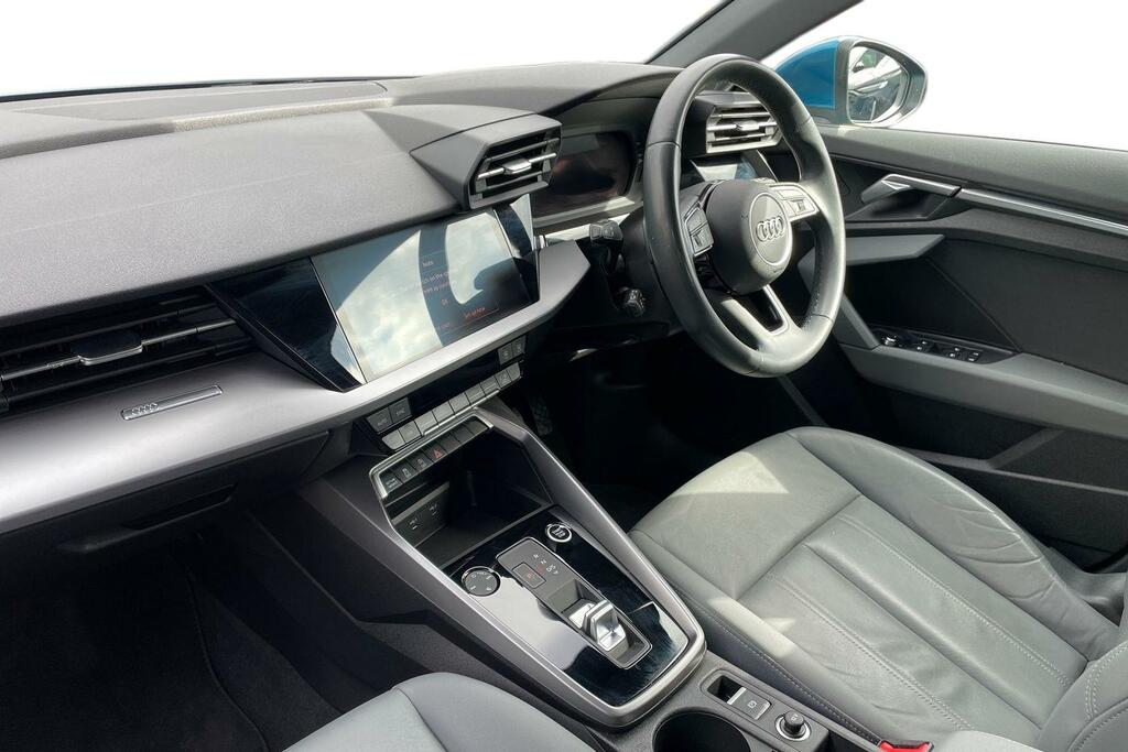 Audi A3 Audi A3 Sportback Sport 35 Tfsi 150 Ps S Tronic GU23YUN Blue #2