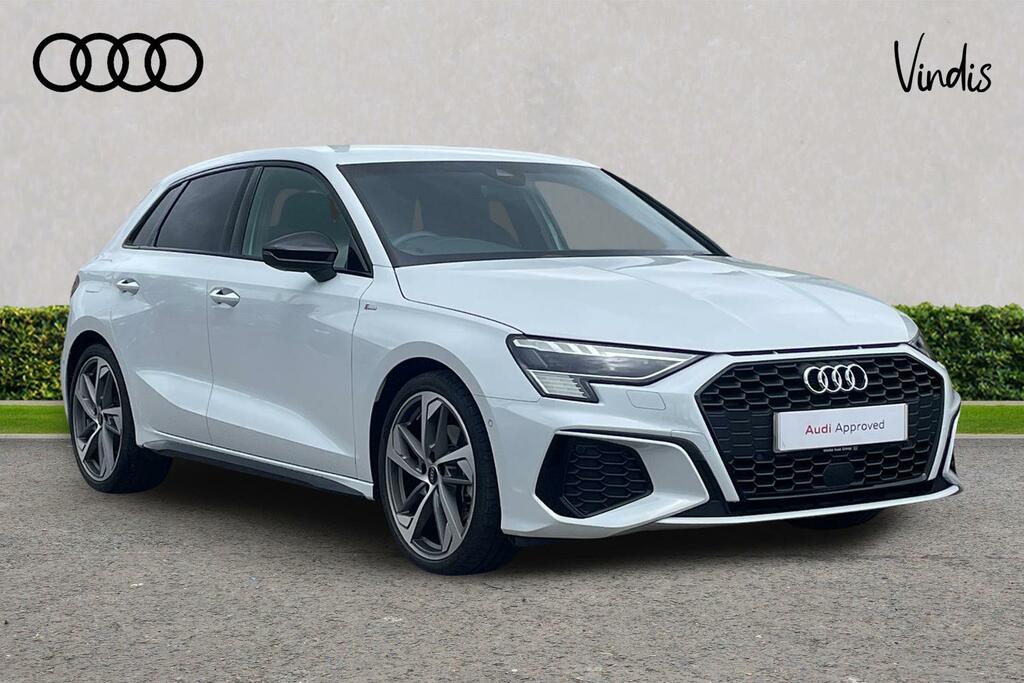Audi A3 Audi A3 Sportback Edition 1 35 Tfsi 150 Ps S Troni White