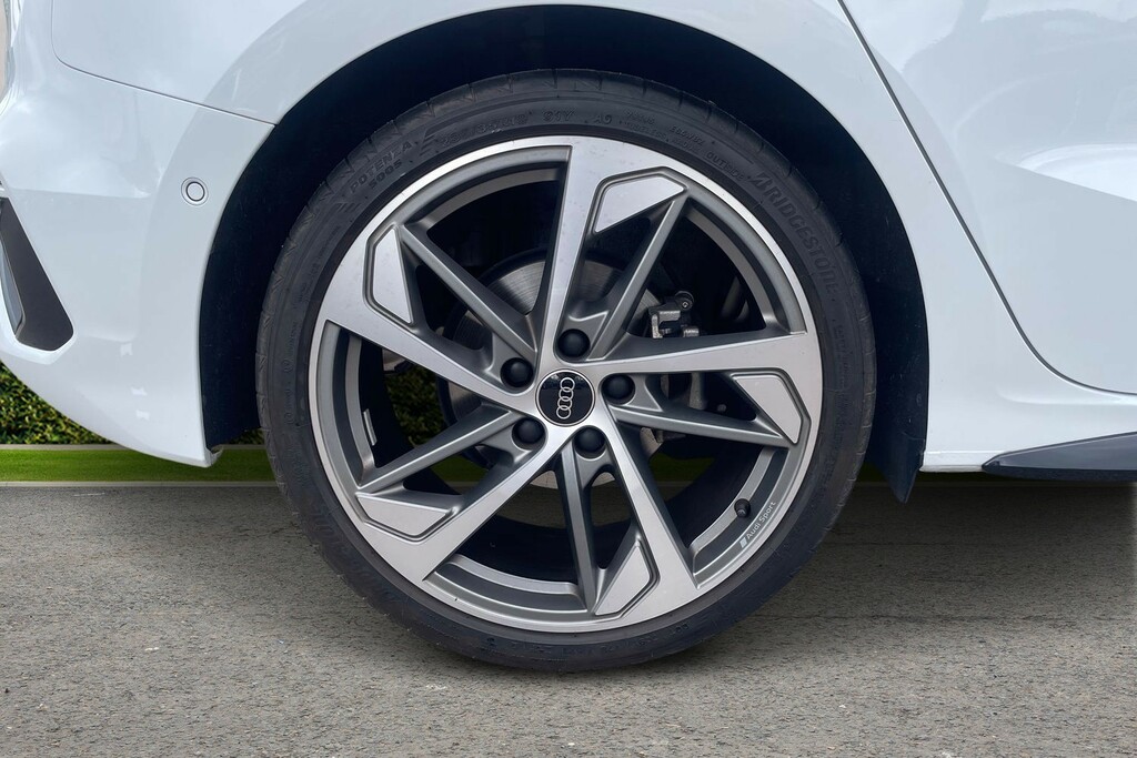 Audi A3 Audi A3 Sportback Edition 1 35 Tfsi 150 Ps S Troni KS23WWY White #5