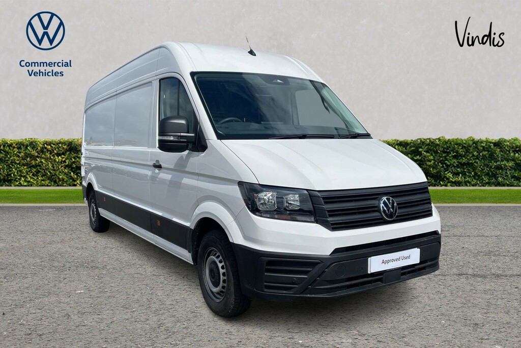 Volkswagen Crafter Volkswagen Crafter Cr35 Panel Van Commerce Plus Lw White