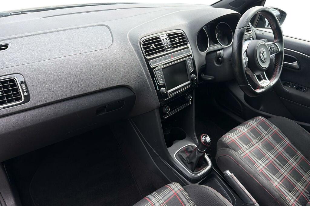 Volkswagen Polo Volkswagen Polo 1.8 Tsi Bluemotion Tech Gti Hatchb Black #2
