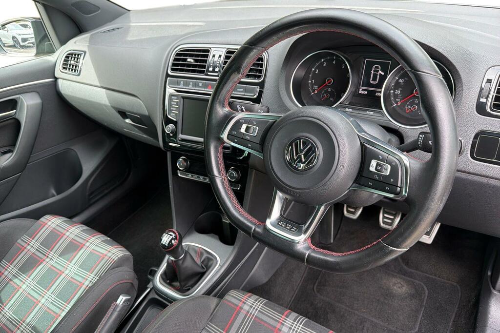 Volkswagen Polo Volkswagen Polo 1.8 Tsi Bluemotion Tech Gti Hatchb Black #6