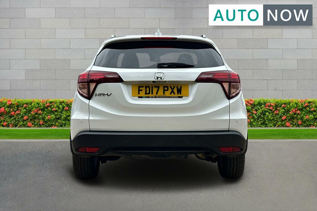 Honda Hr-V Honda Hr-v 1.5 I-vtec Ex Suv Eur White #3