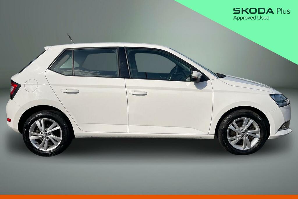 Skoda Fabia Skoda Fabia Hatch Se 1.0 Tsi 95 Ps Dsg AK70WMD White #4