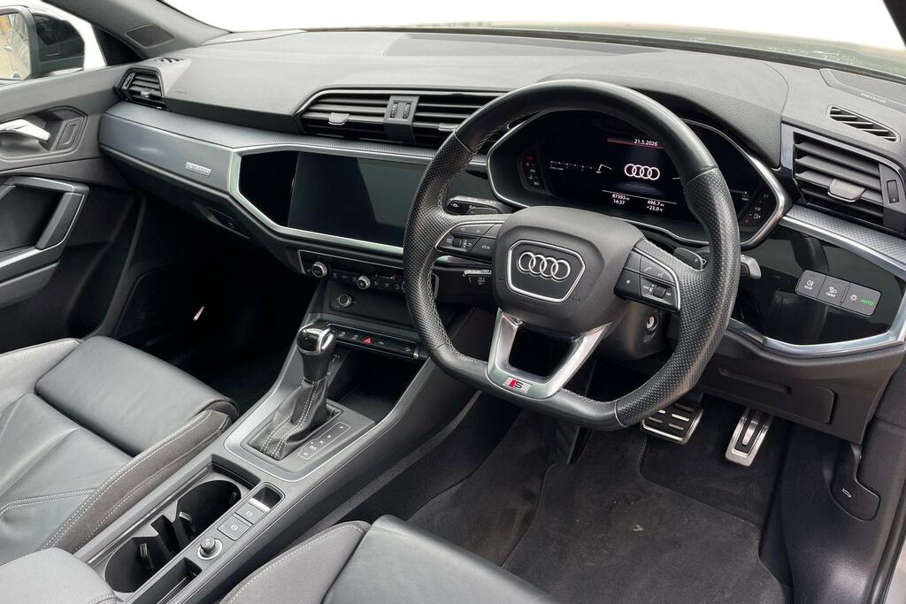 Audi Q3 Audi Q3 Sportback Edition 1 40 Tdi Quattro 200 Ps AW21FNR Grey #6