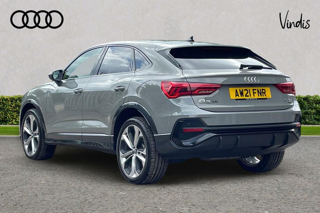 Audi Q3 Audi Q3 Sportback Edition 1 40 Tdi Quattro 200 Ps AW21FNR Grey #3
